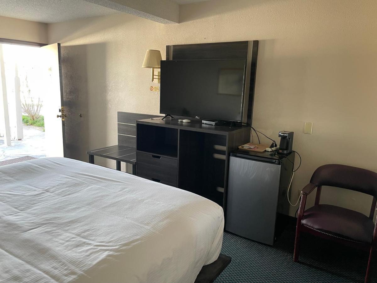Landmark Inn Osawatomie Zewnętrze zdjęcie